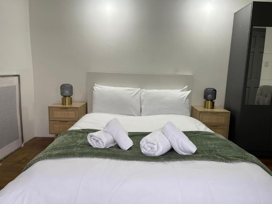Maida Vale Notting Hill Little Venice 2bd With Private Garden * Londra